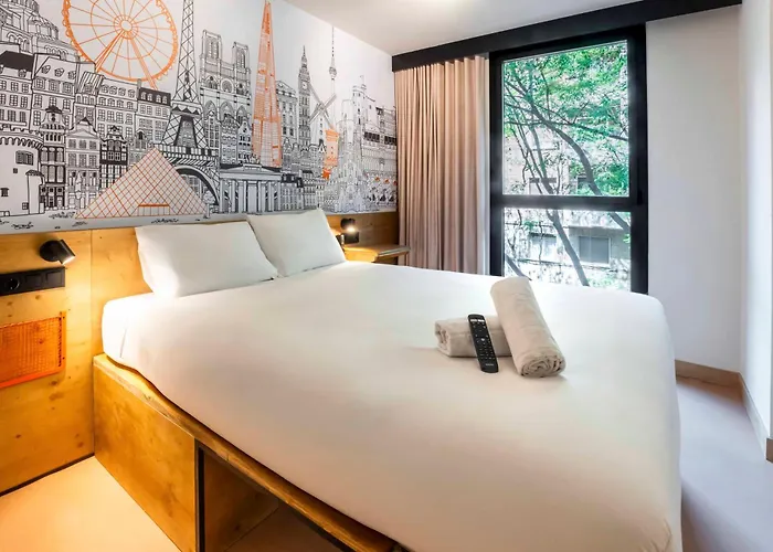 Easyhotel La Sagrera برشلونة