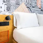 Easyhotel La Sagrera 酒店