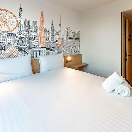 Hotel Easyhotel La Sagrera