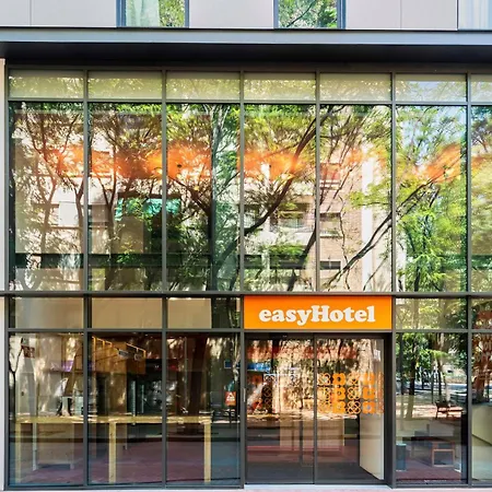Easyhotel La Sagrera Barcelona