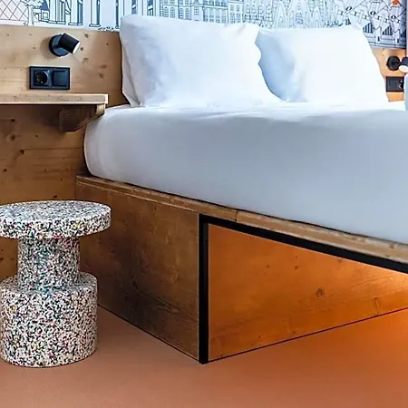 Easyhotel La Sagrera *