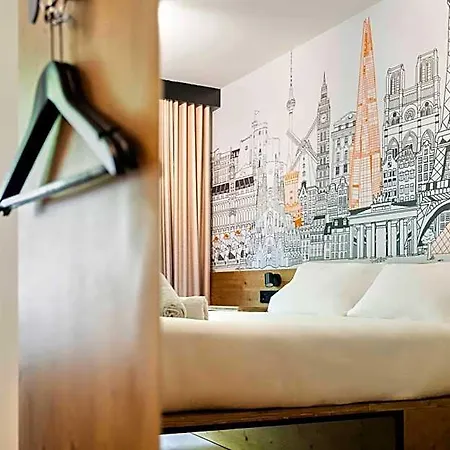 ホテル Easyhotel La Sagrera *