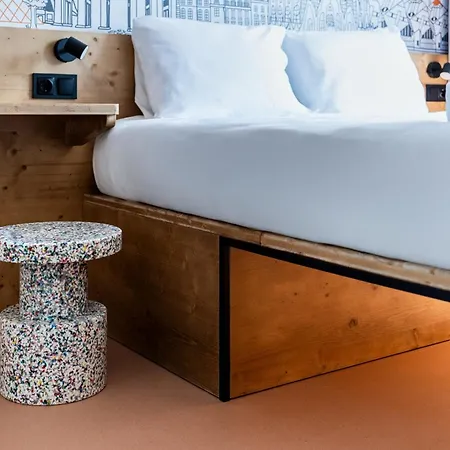 Easyhotel La Sagrera *