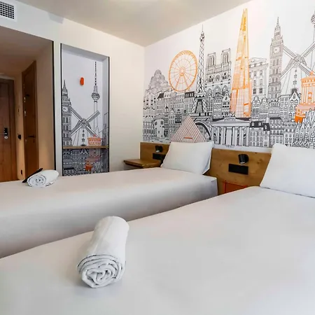 Easyhotel La Sagrera * Barcelona