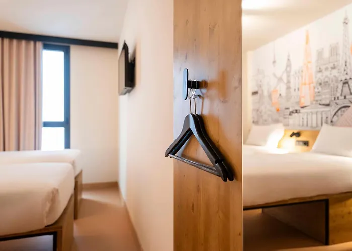 Hotel Easyhotel La Sagrera Barcelona
